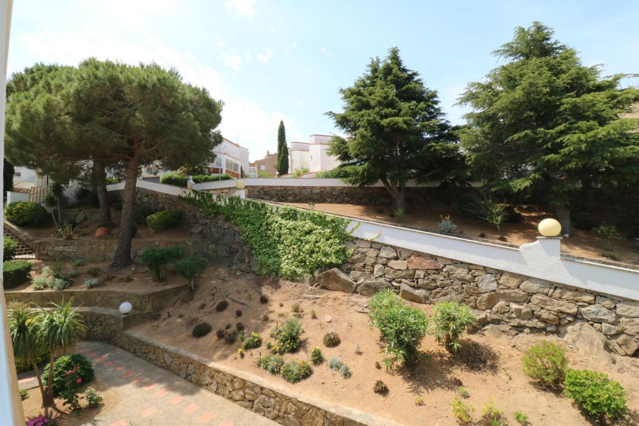 Jardins III B 2 - Piso Con Vista Al Mar Y Piscina Apartment Roses Ngoại thất bức ảnh